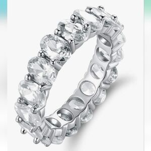 Elegant Silver Crystal Women's Ring